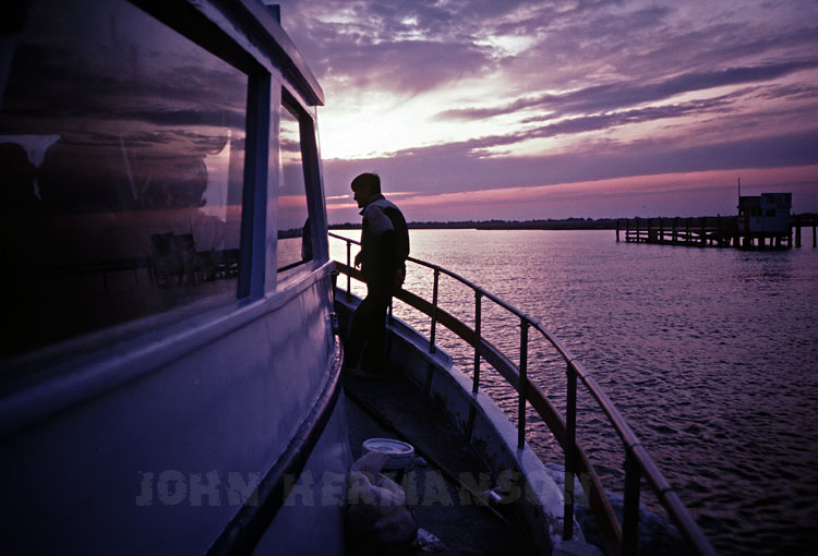 boat_sunset.jpg